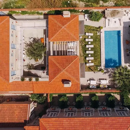 Katre Hotell