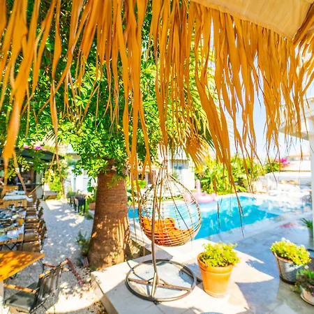 Katre Hotell Alaçatı