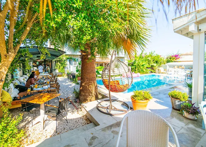 Katre Szálloda Alacati